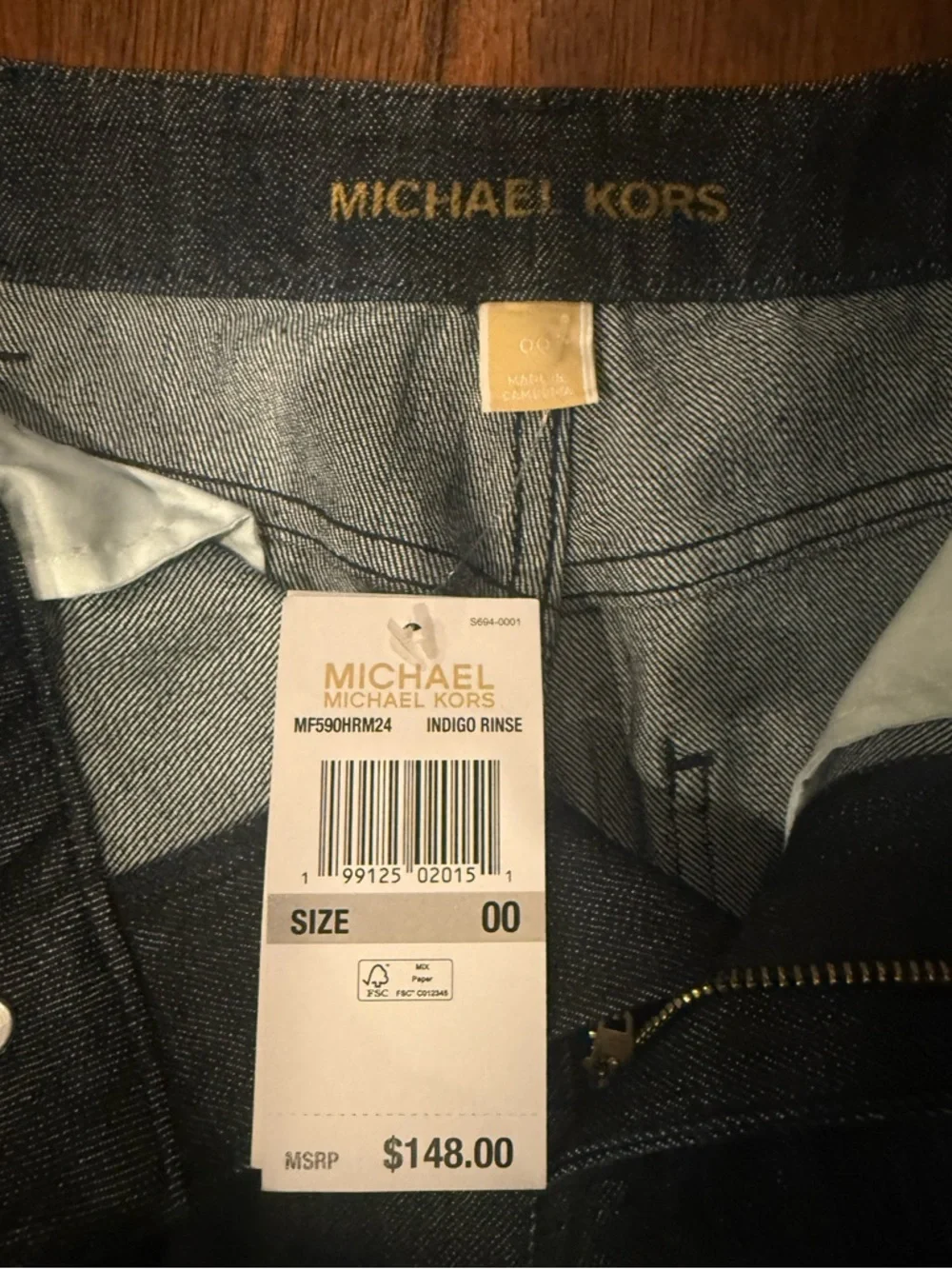 NWT MICHAEL KORS WOMEN FLARED OUT DENIM JEANS, SIZE US 00 (XXS), INDIGO RINSE